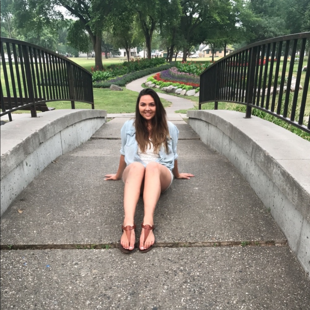 Meet your Posher, Sarah
